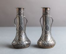 Paar Ziervasen (um 1900, Jugendstil)