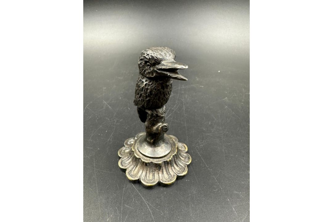 Kookaburra cast metal desk weight 9cm - Image 1 of 4