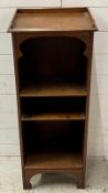 Arts and Crafts open front oak bookcase (H102cm W40cm D28cm)