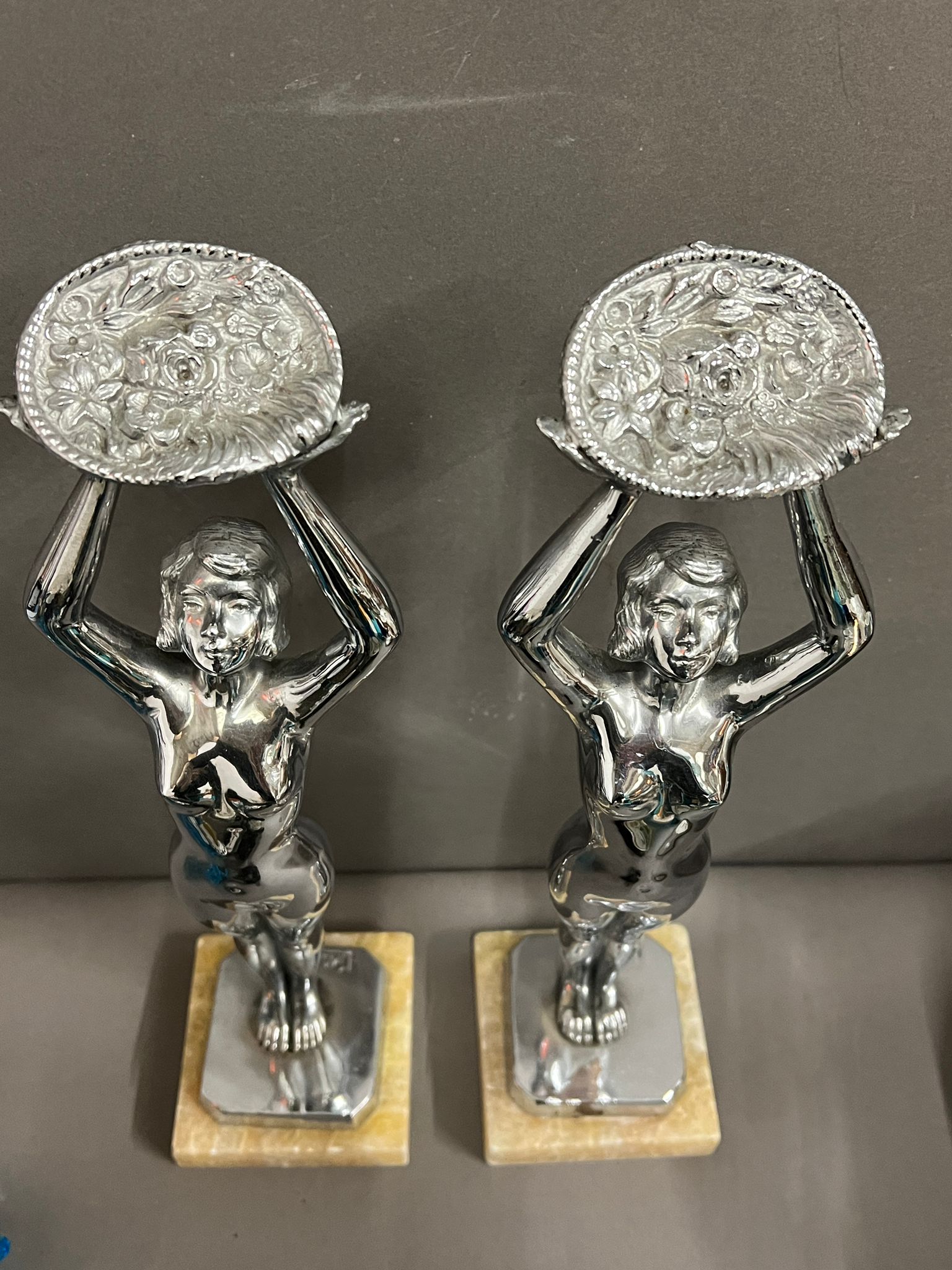 A pair of Art Deco sculptures signed Limousin on a square onyx base (H36cm) - Image 3 of 4