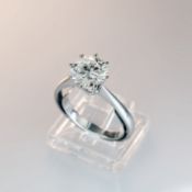 A Diamond set single stone ring, estimated diamond weight 2.60 carat measuring 9.05mm x 9.10mm x 5.