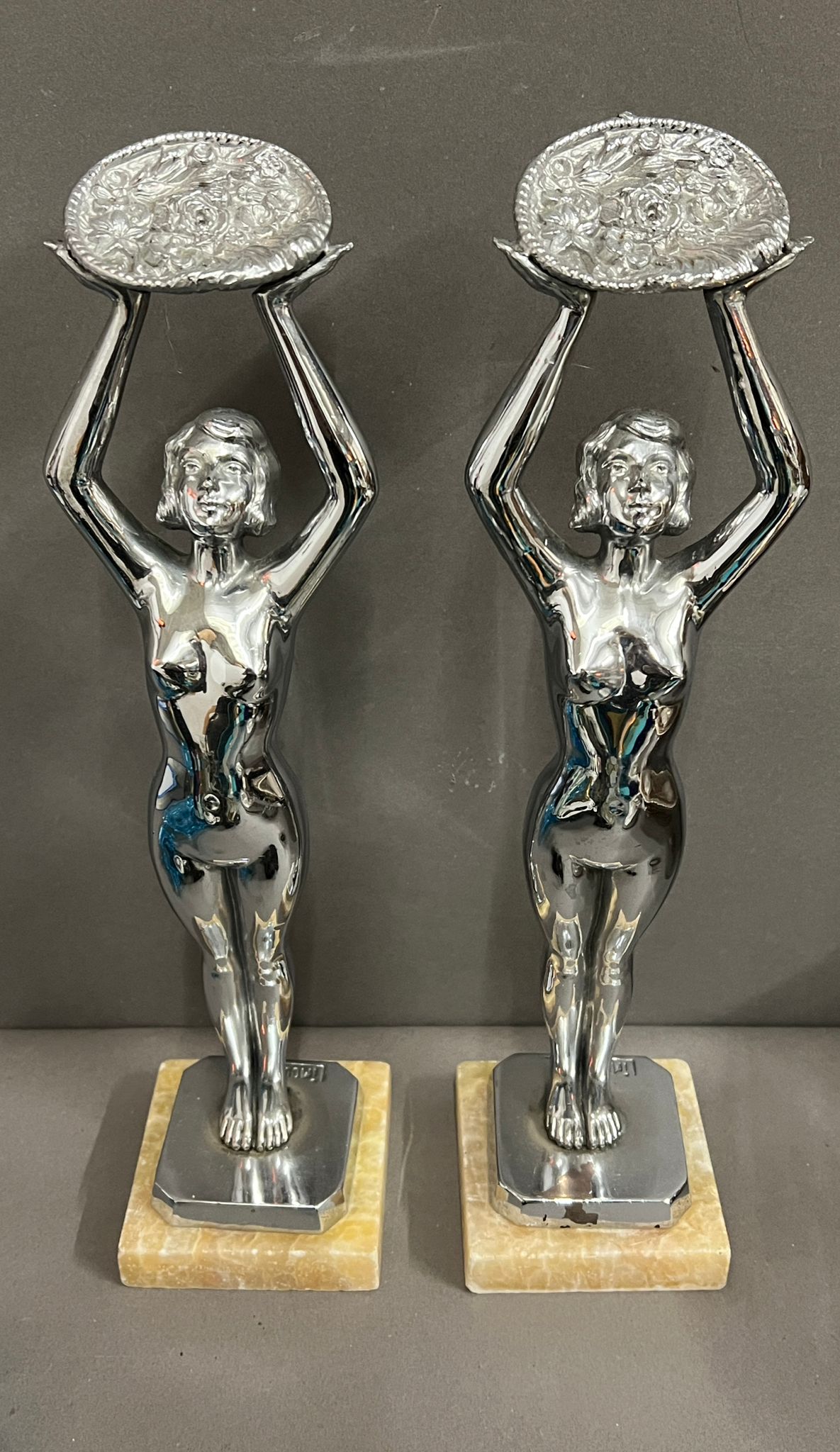 A pair of Art Deco sculptures signed Limousin on a square onyx base (H36cm) - Image 2 of 4