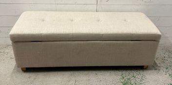 A blanket box with button detail to top (H40cm W120cm D43cm)