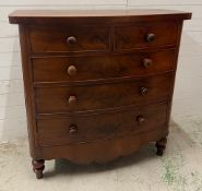 A Georgian mahogany bow front chest of drawers (H122cm W122cm D55cm)