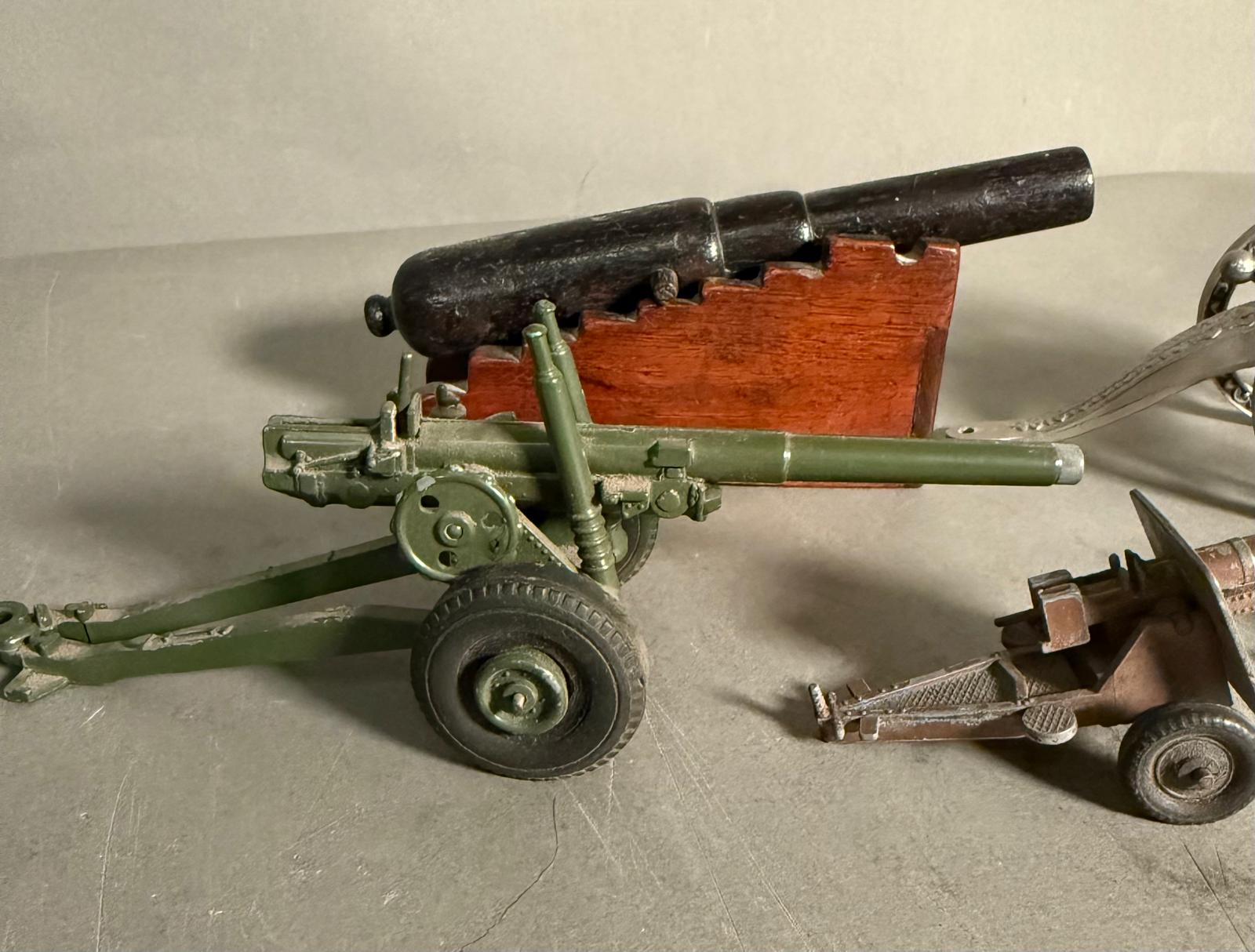 Six model canons, various makers - Image 3 of 4