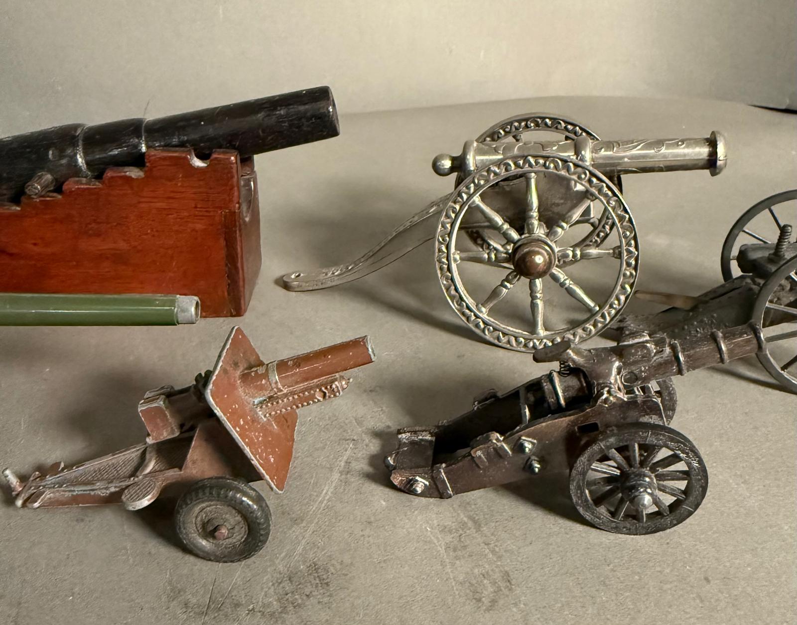 Six model canons, various makers - Image 4 of 4