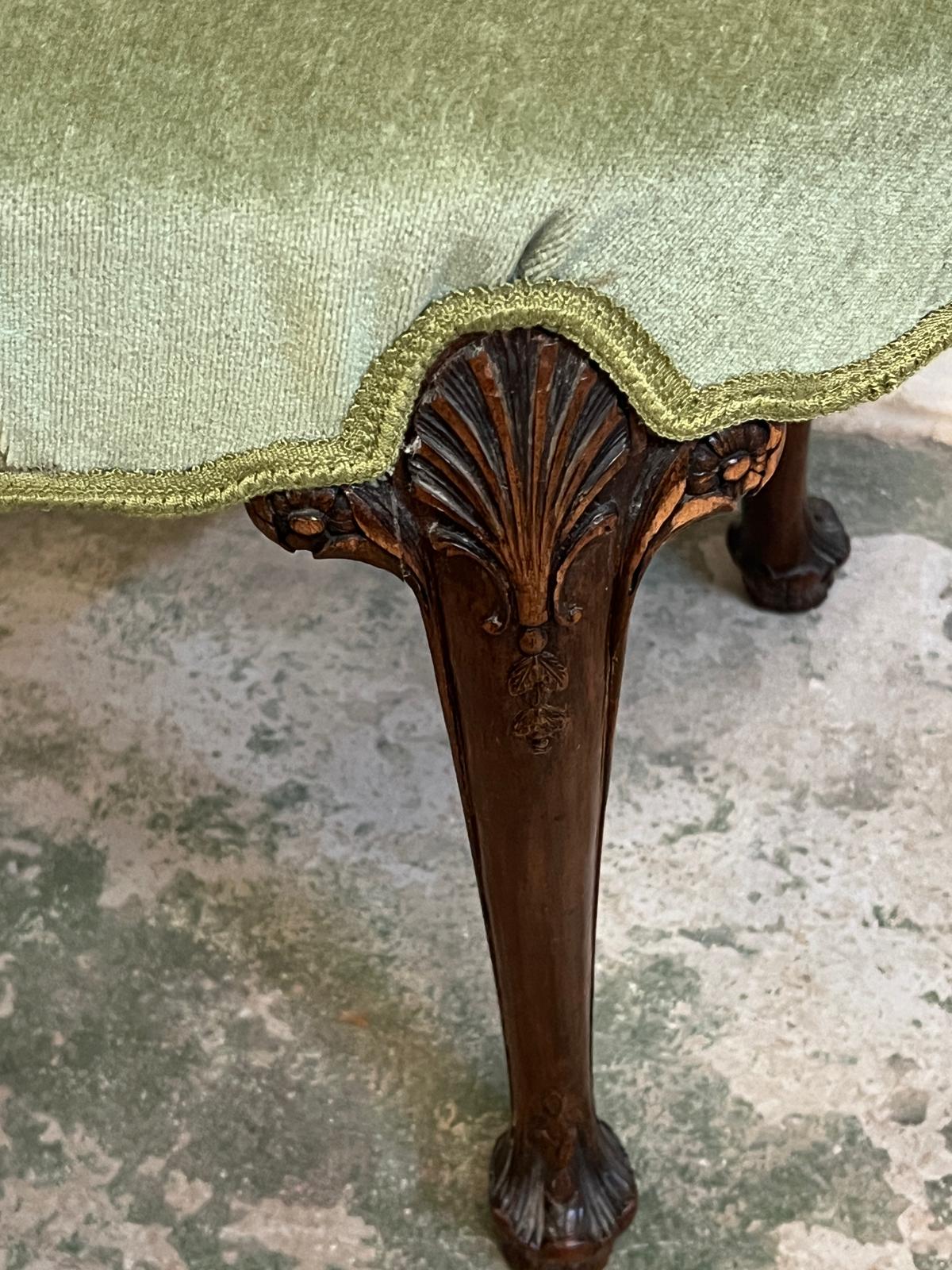 An oval stool with green button back seat (H45cm W62cm D45cm) - Image 2 of 2