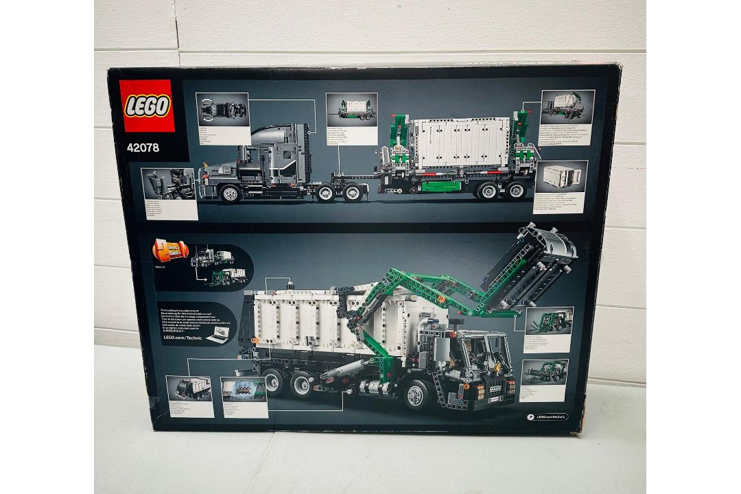 LEGO Technic Mack Anthem (Set 42078), 18+ retired set, brand new with opened box. - Image 2 of 2