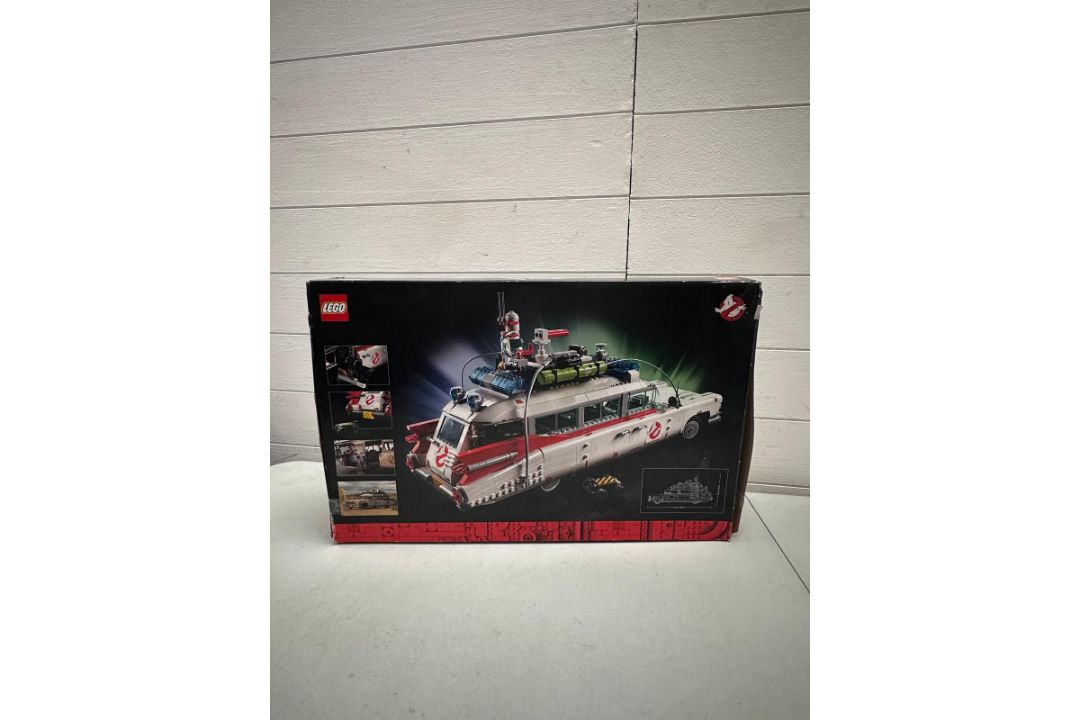 LEGO Ghostbusters Ecto-1 (Set 2352), 18+ edition, brand new with opened box. - Image 2 of 3