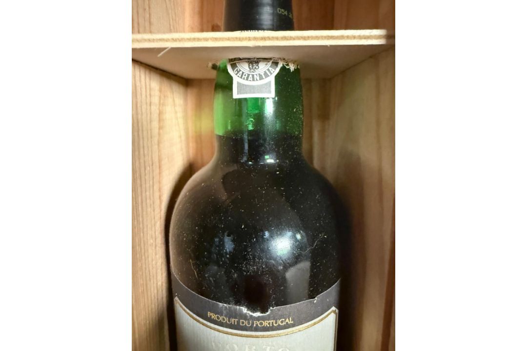 A boxed bottle of Krohn 20 year old red Crown port - Image 3 of 3