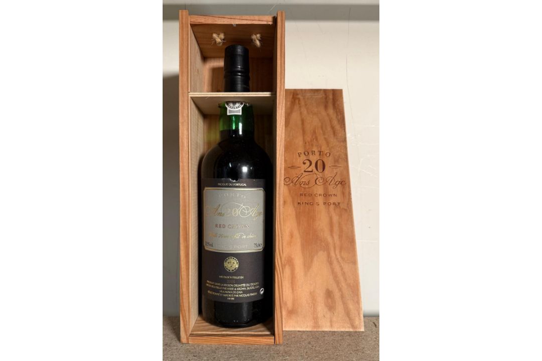 A boxed bottle of Krohn 20 year old red Crown port - Image 1 of 3
