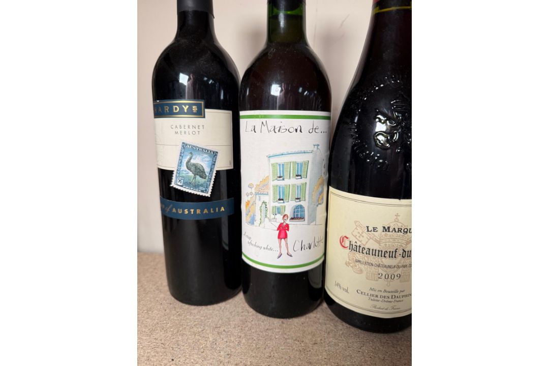 Six bottles of red wine to include Chateau Neuf Du Pape etc - Image 3 of 4