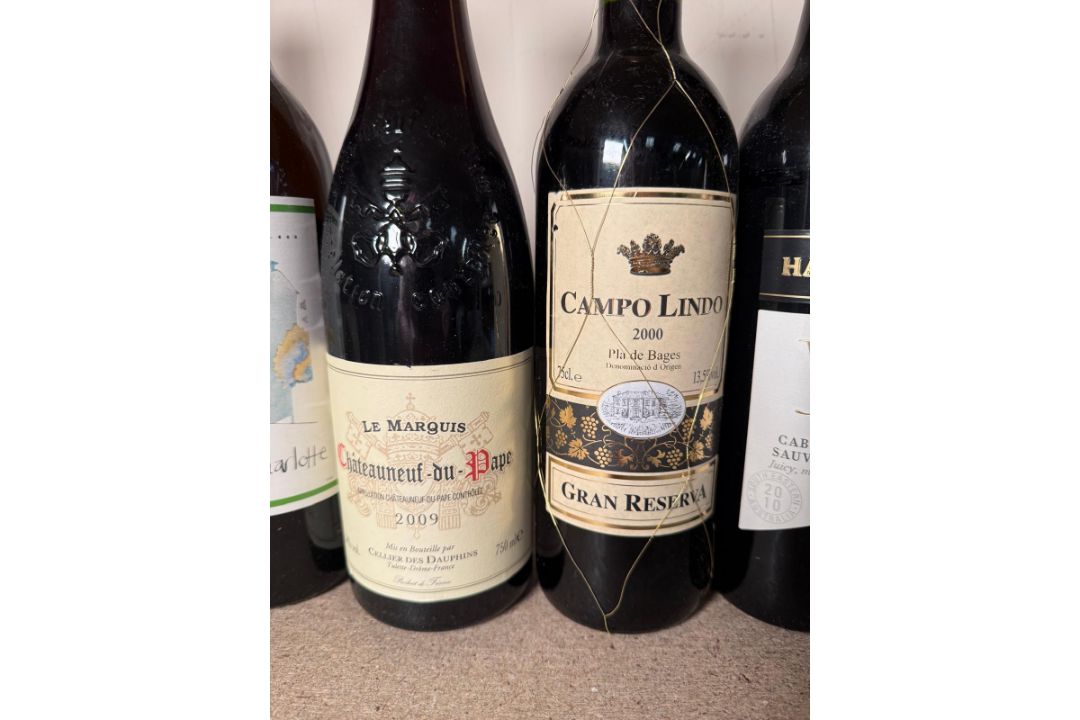 Six bottles of red wine to include Chateau Neuf Du Pape etc - Image 2 of 4