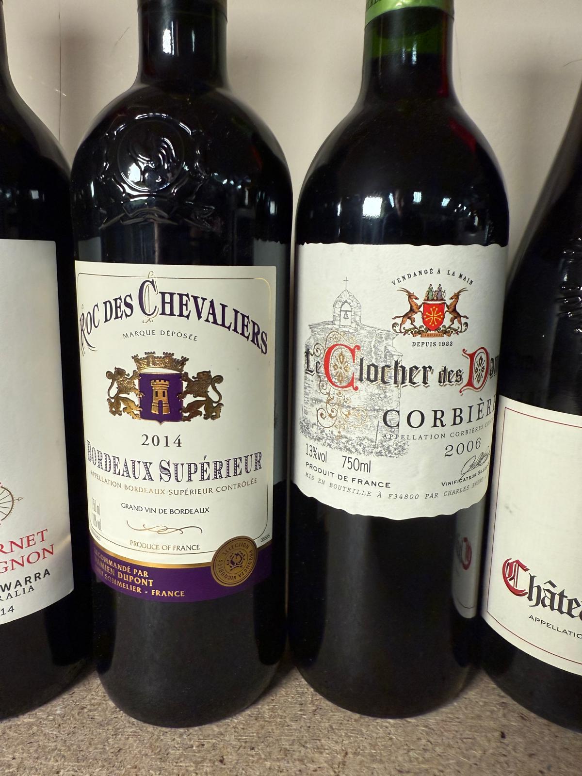 Six bottles of red wine to include a Chateauneut Du Pape 2013 and a Corbieres 2006 - Image 2 of 4