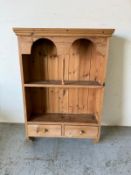 A pine wall hanging plate rack (H100cm W67cm D18cm)