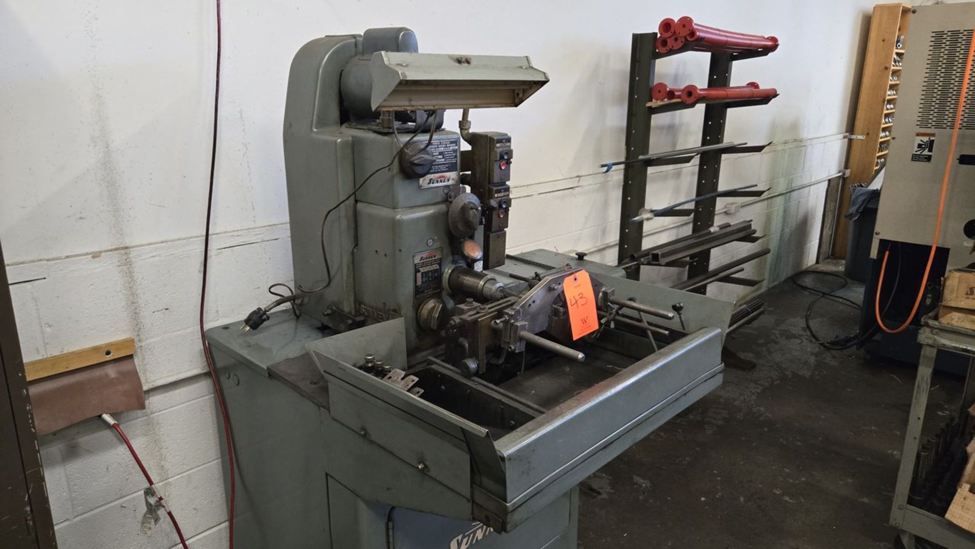 Sunnen Model MBB-1680 C Power Stroked Precision Honing Machine, S/N: 72032; - Image 3 of 7