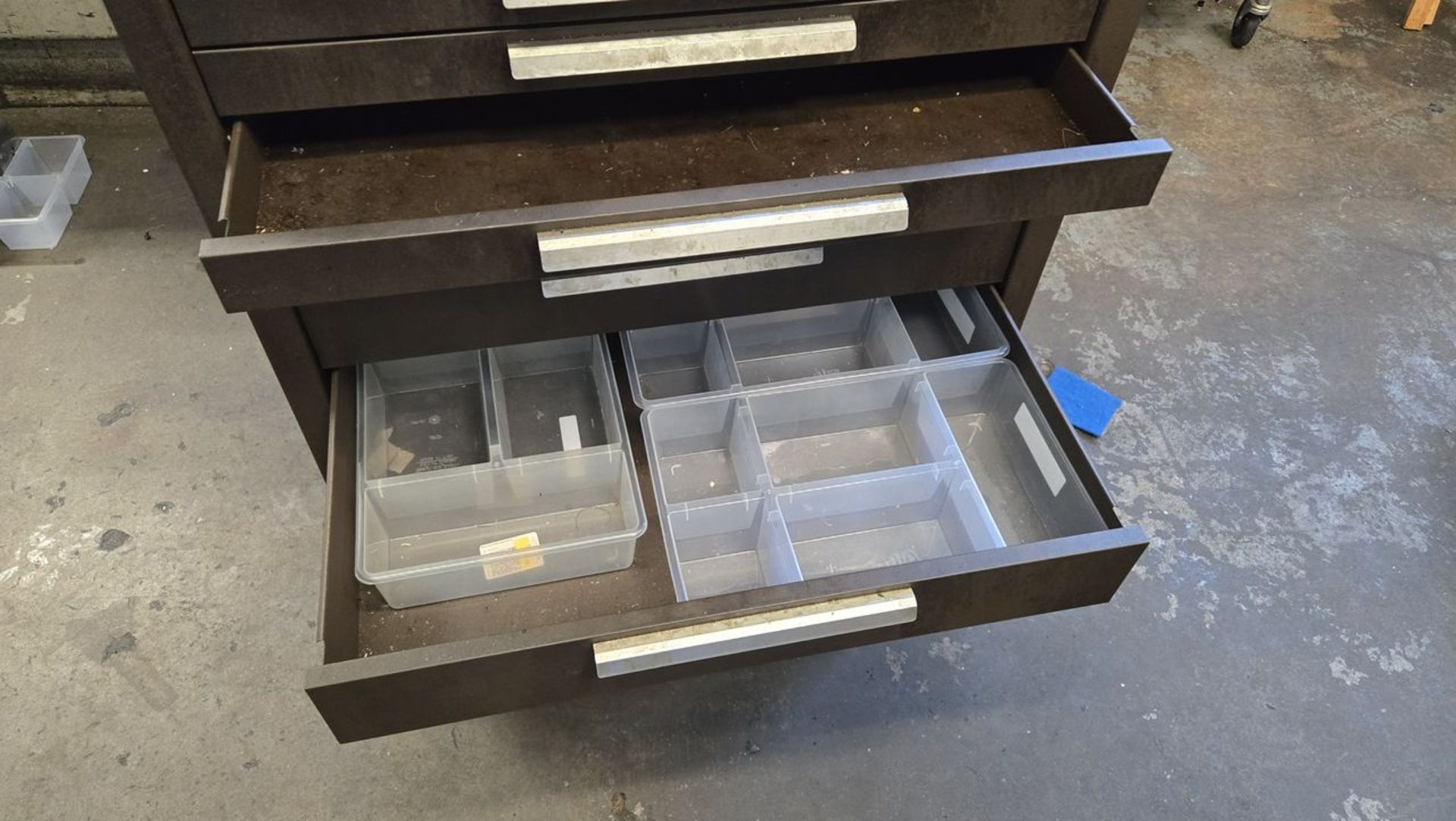 Kennedy 7-Drawer Portable Tool Cabinet; with Tool Box - Image 3 of 3
