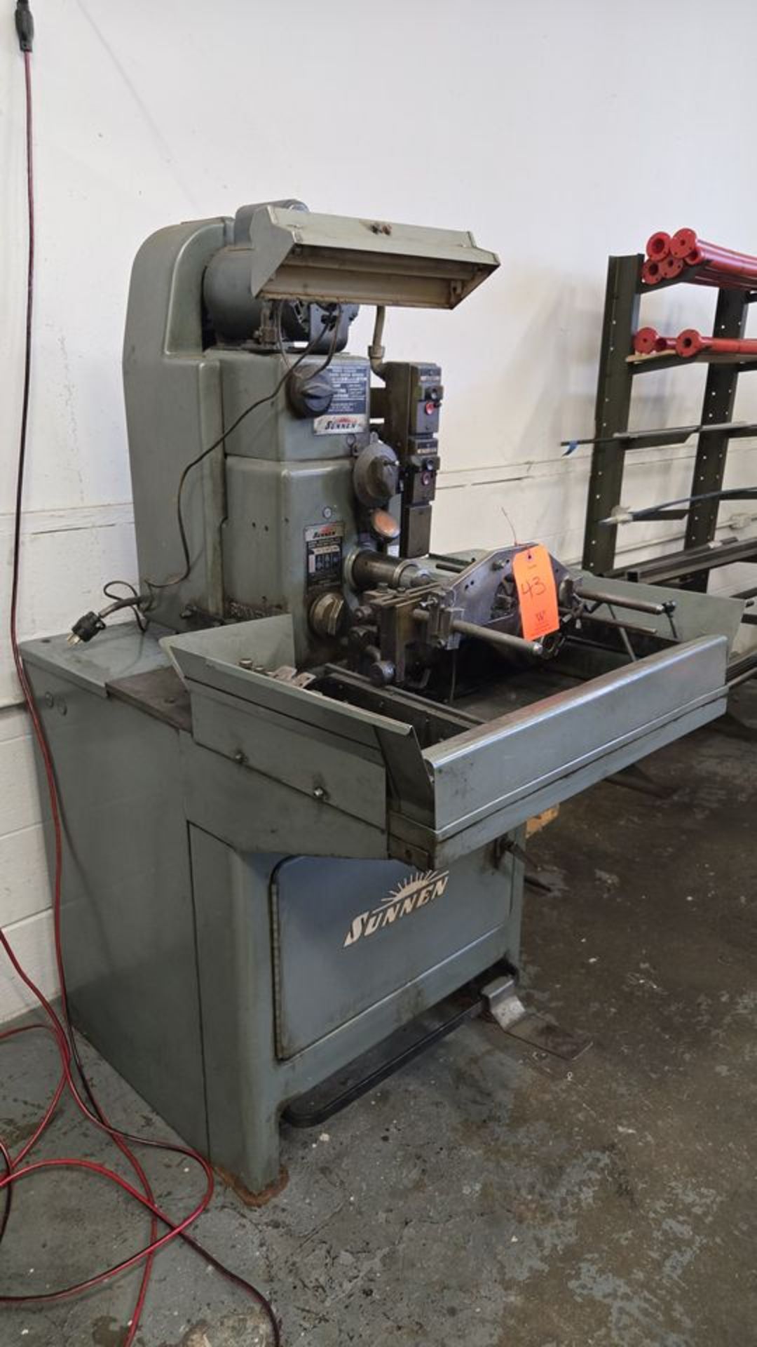 Sunnen Model MBB-1680 C Power Stroked Precision Honing Machine, S/N: 72032; - Image 4 of 7