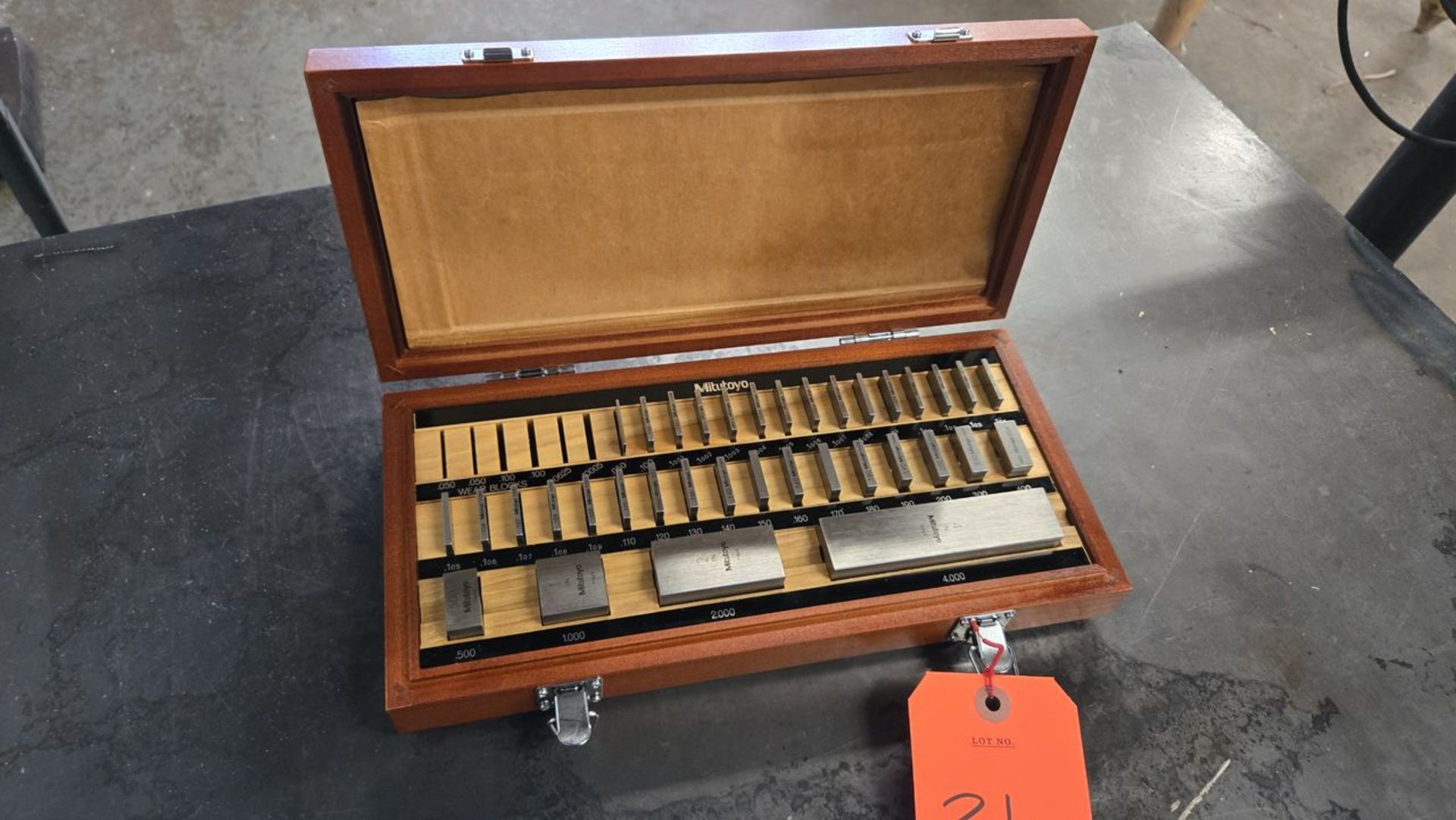 Lot – Mitutoyo Grade 1 Code No. 516-423-26 Gauge (Wear) Block Set, S/N: 1200391; Set No. BE4-36-1A/
