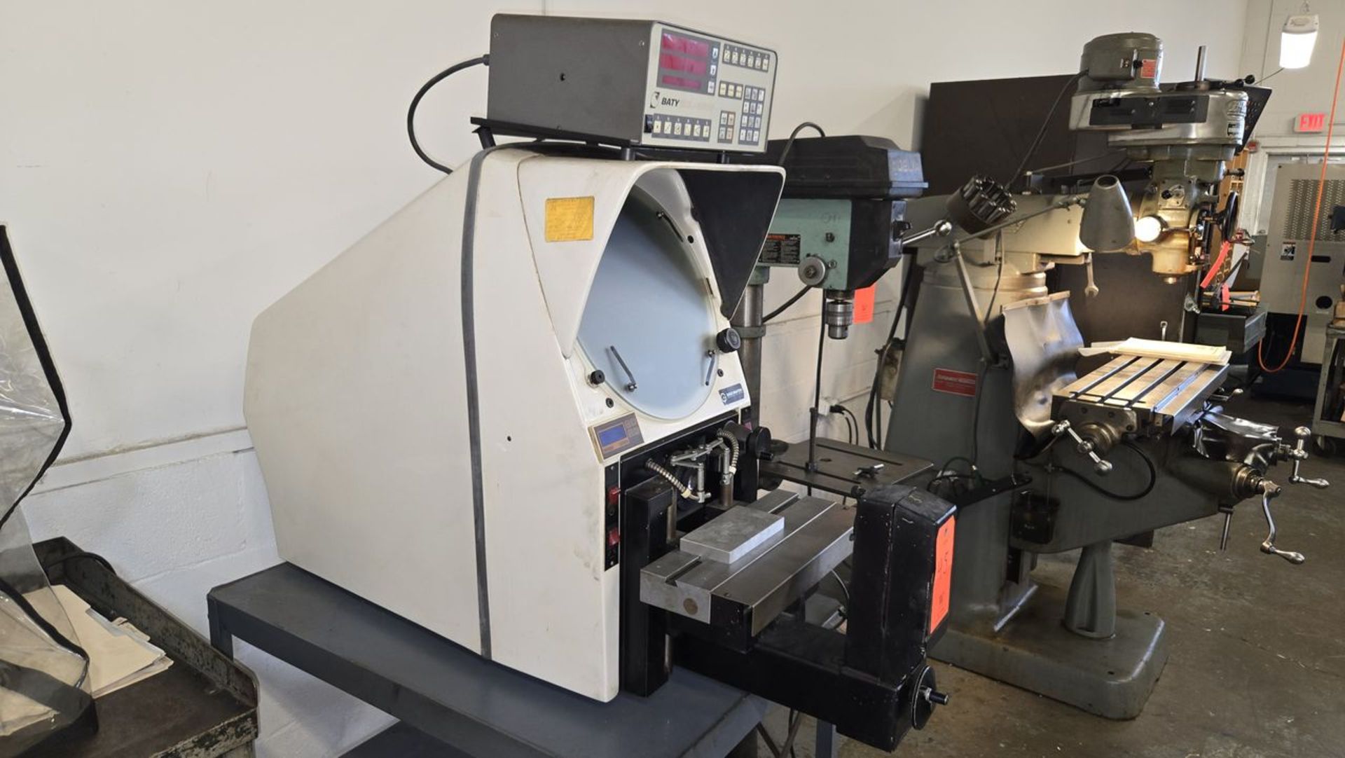 Baty International Type P14XL Gage Master Bench-Top Optical Comparator, S/N: 7329; with Baty GXL-