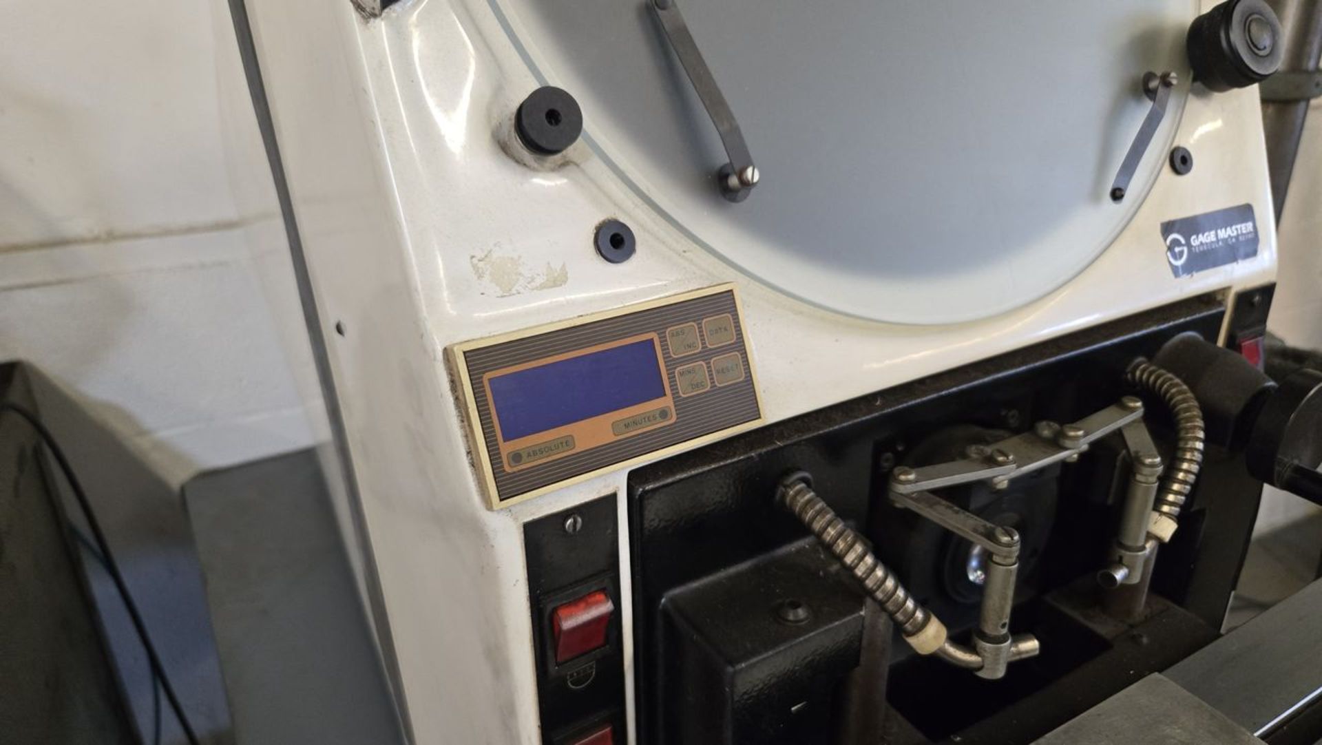 Baty International Type P14XL Gage Master Bench-Top Optical Comparator, S/N: 7329; with Baty GXL- - Image 4 of 7