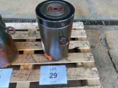 250 Tonne SWL Hydraulic Jack, from MOD