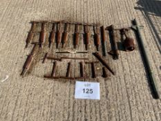 22x Track Vehicle Workshop Repair Tools Various