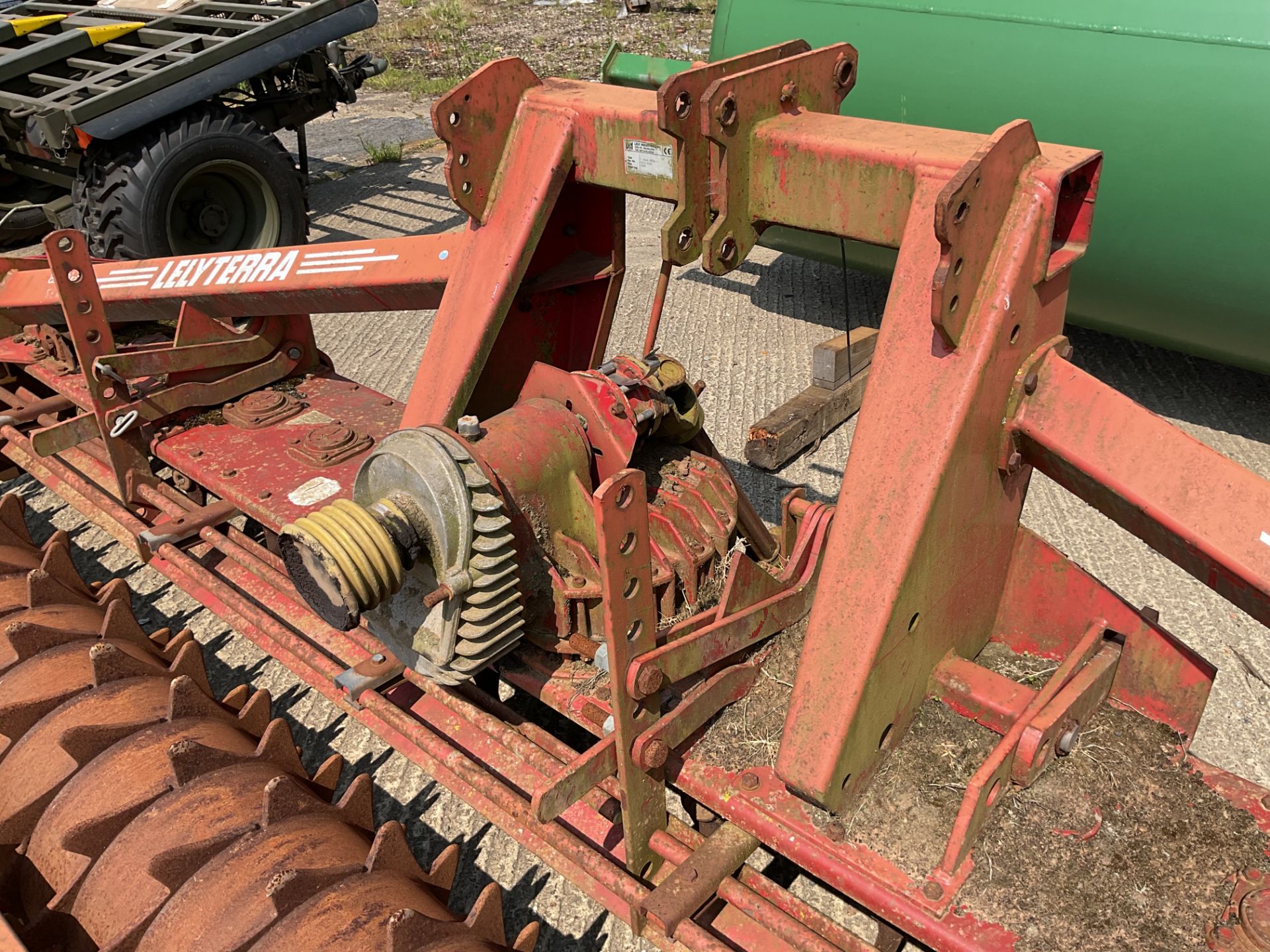 Lely Terra 400-45 14ft Agricultural Power Harrow with Crumbler Roller Attachment, c/w PTO Shaft - Image 3 of 7