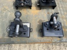 2 x Detachable Tow plates with Hitches and pins