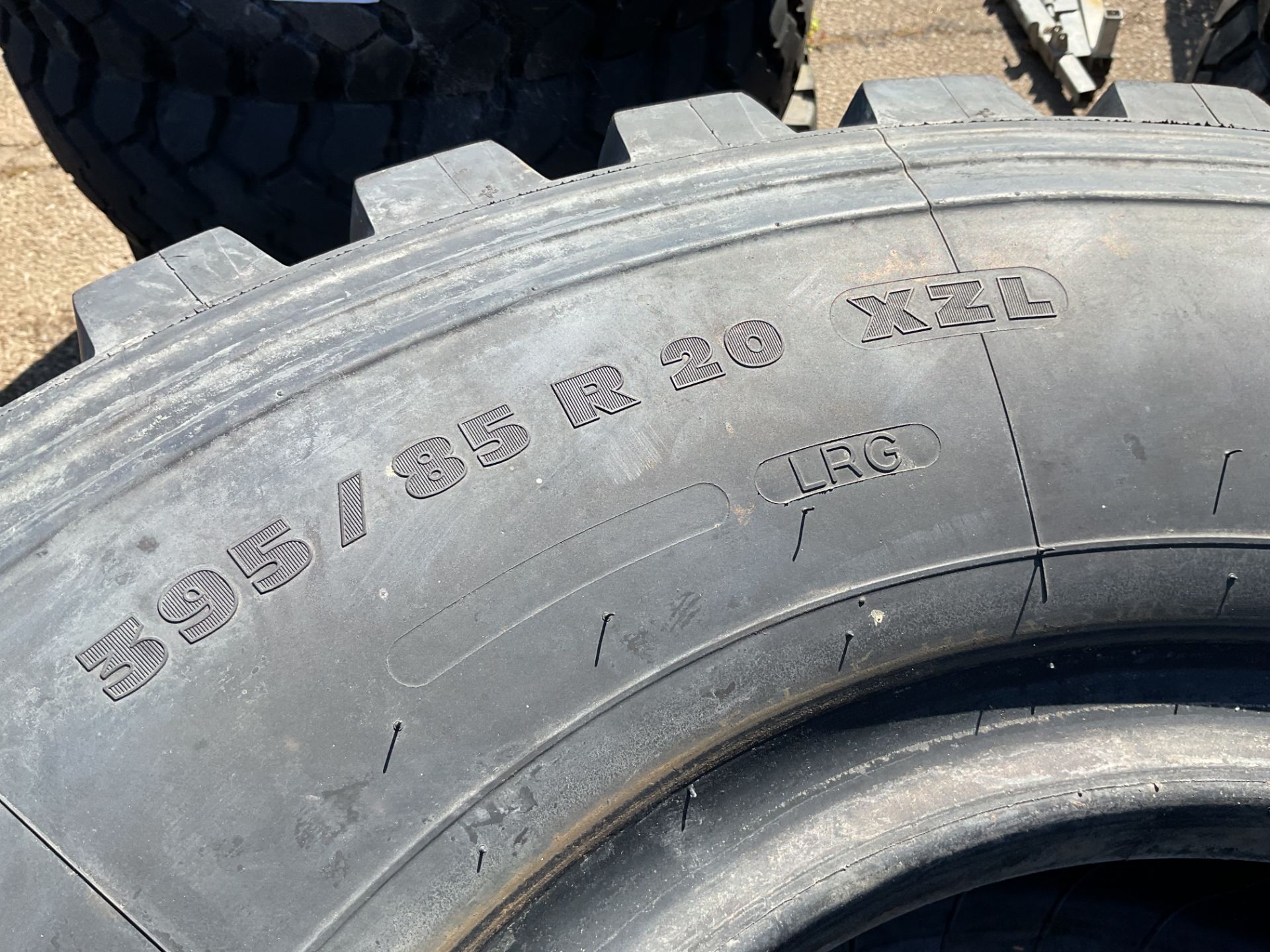 5x Michelin 395/85 R20 XZL Tyres - Image 4 of 5
