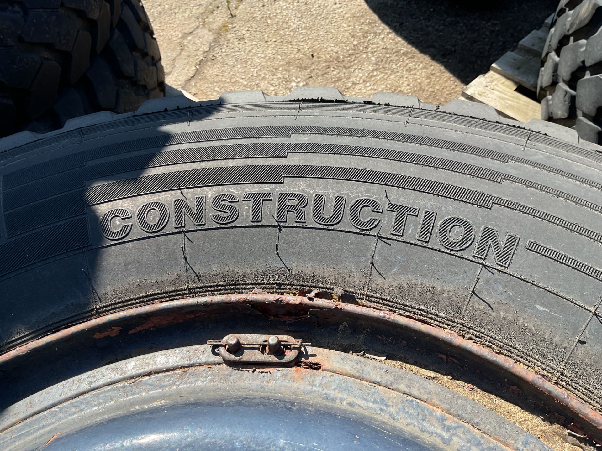 2x Continental HSC Construction12.00 R20 Tyres on 10 Stud Rims - Image 4 of 7
