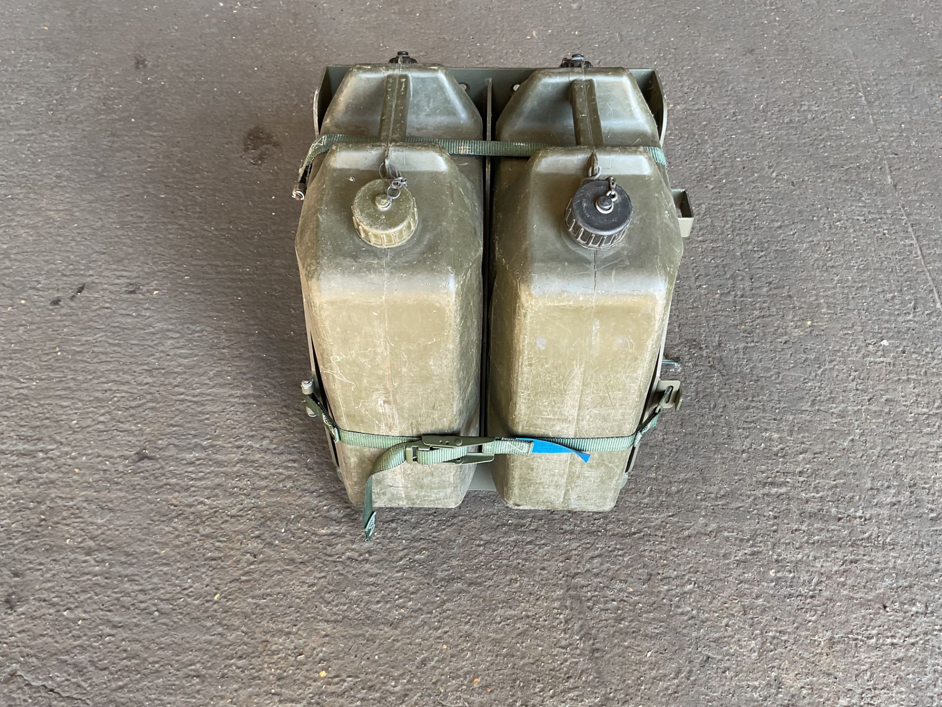 New Unissued Double Aluminium Vehicle Jerry Can Holders - Image 3 of 5