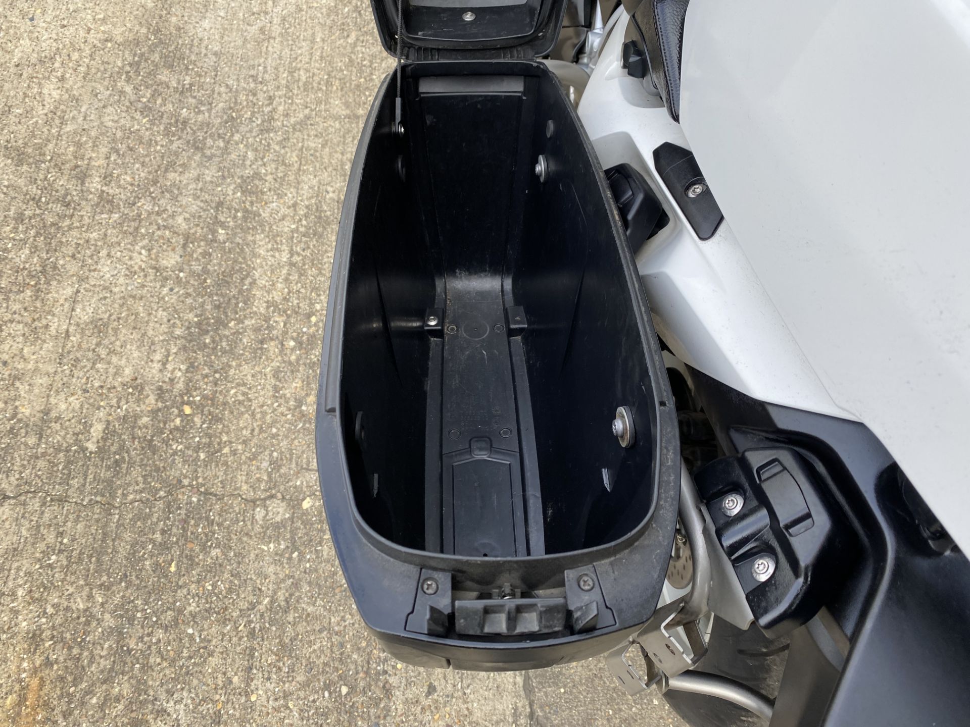 2017 BMW R1200RT Motorcycle, Just released from UK Police Force - Image 28 of 31