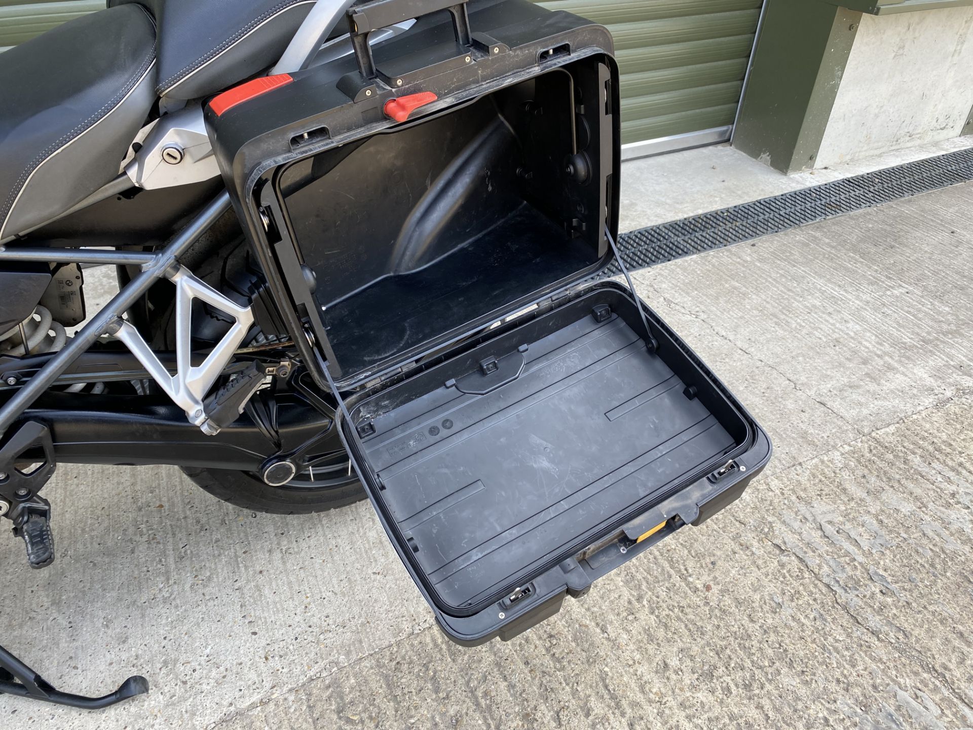 2016 BMW R1200 GS Motorcycle, low miles! - Image 27 of 45