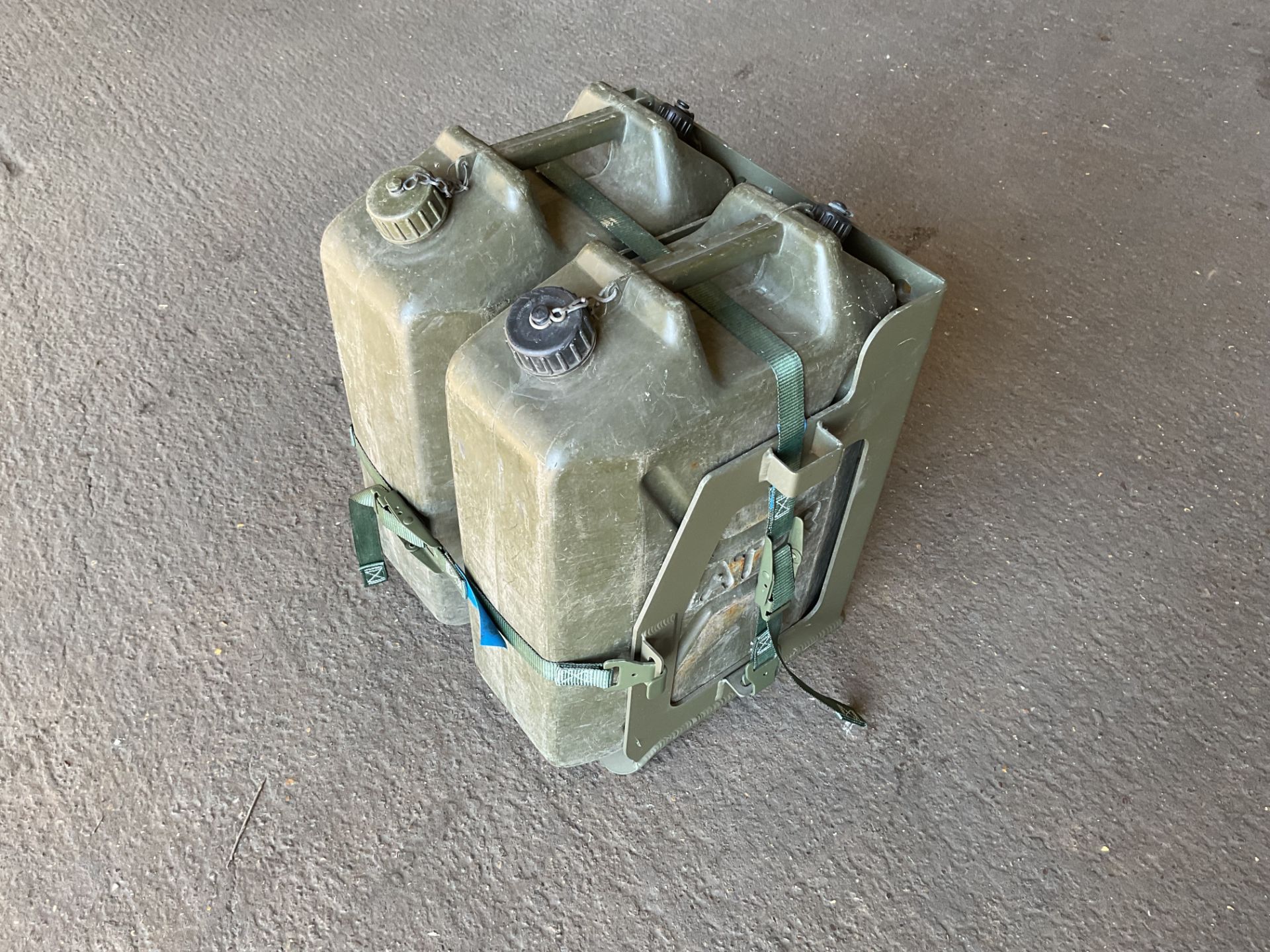 New Unissued Double Aluminium Vehicle Jerry Can Holders - Image 4 of 5