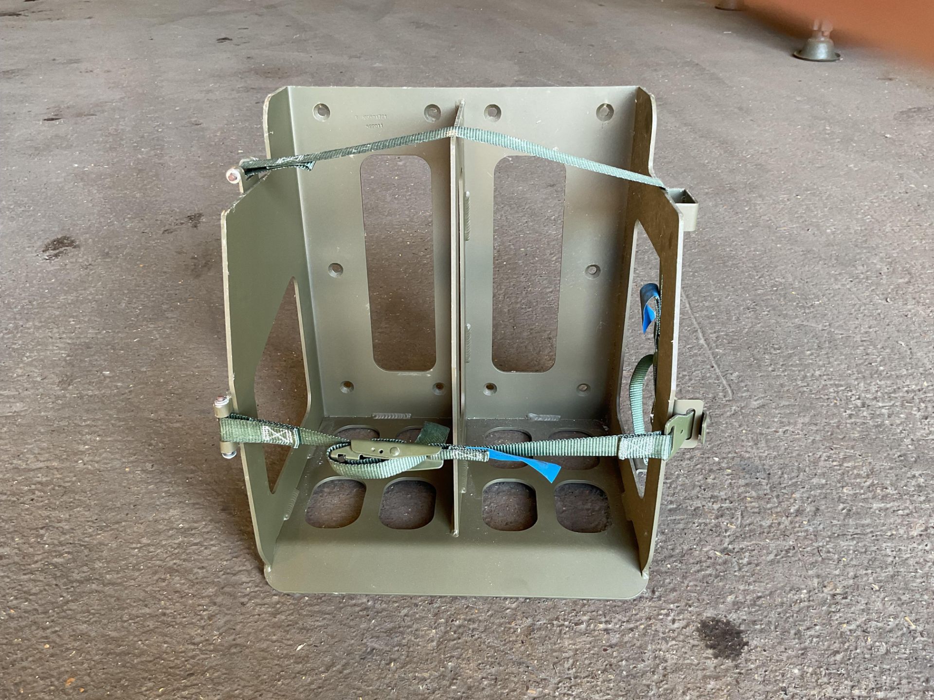 New Unissued Double Aluminium Vehicle Jerry Can Holders