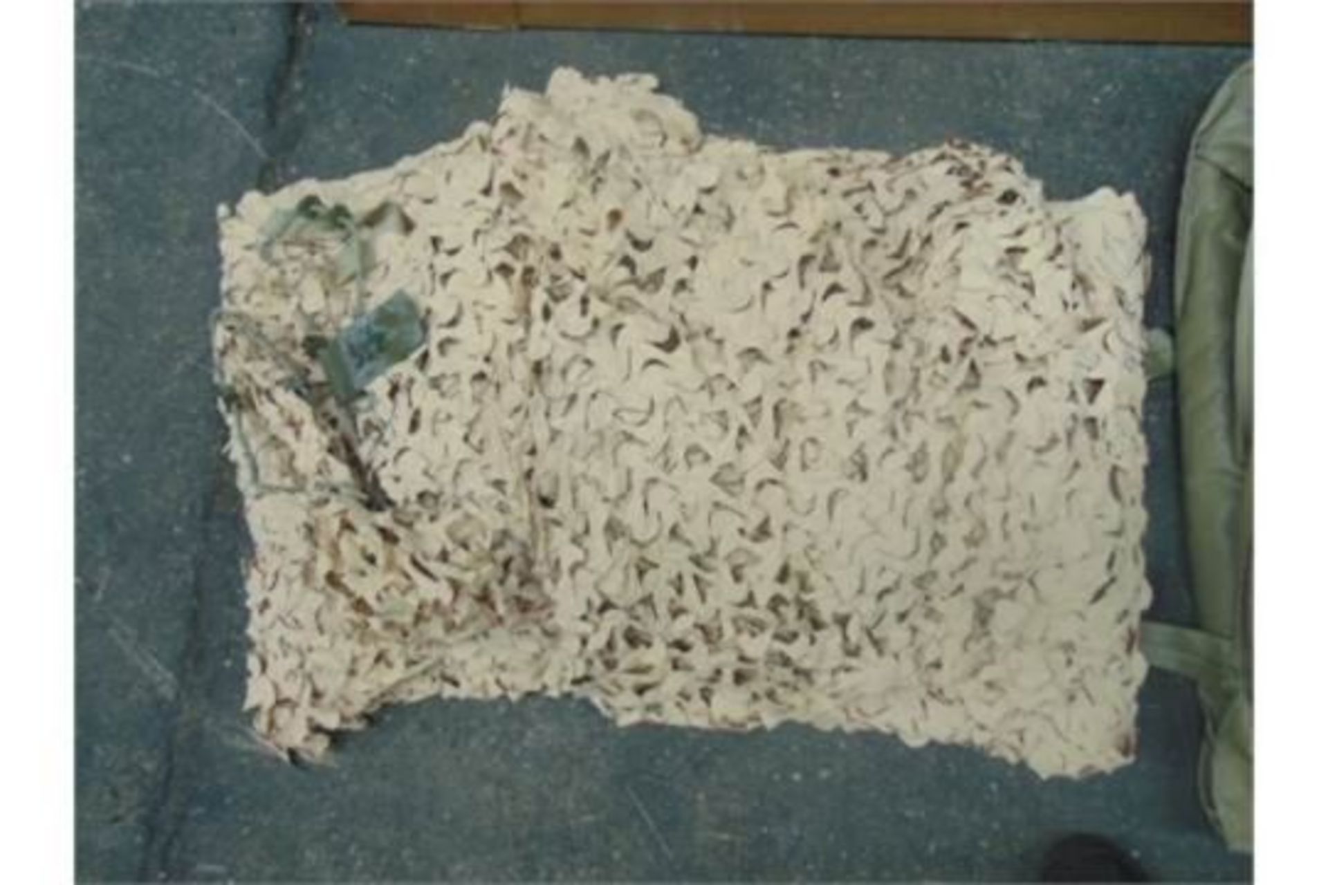 New Unissued Desert Vehicle Camouflage System. - Image 3 of 10