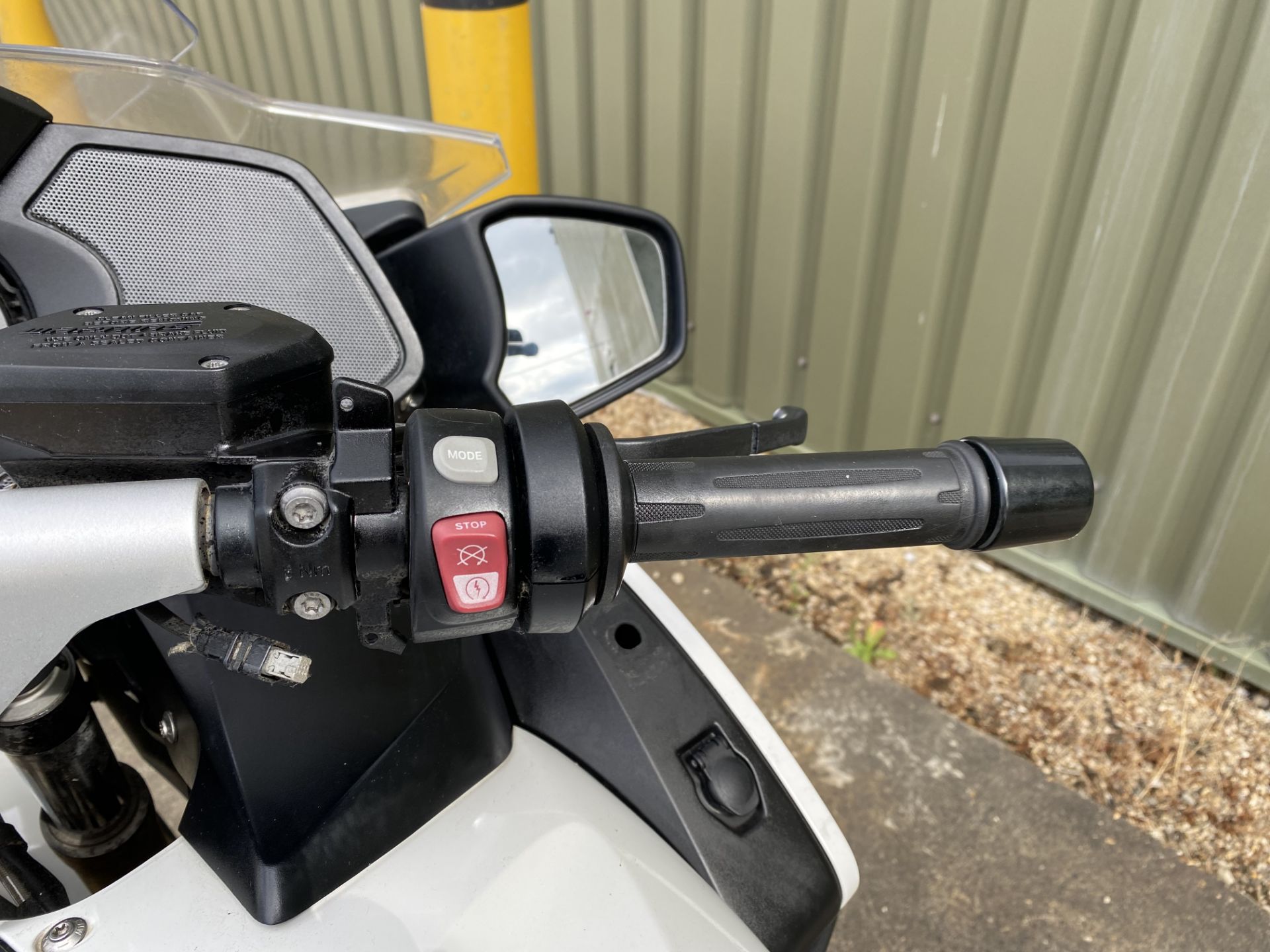 2017 BMW R1200RT Motorcycle, Just released from UK Police Force - Image 15 of 31