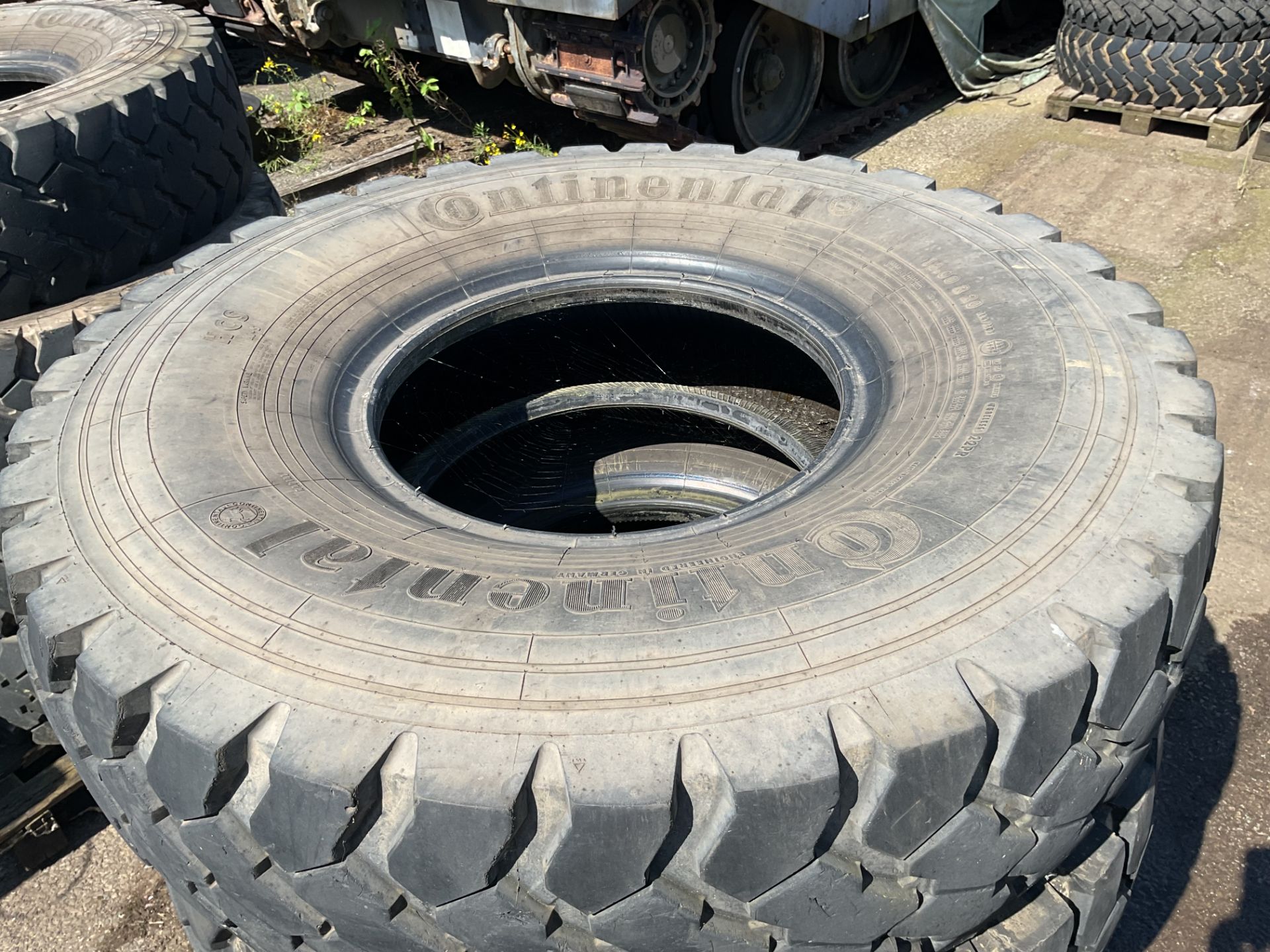 4x Continental HCS 14.00 R20 22PR Used Tyres as used on MAN, Scammel. Bedford TM etc - Image 7 of 8