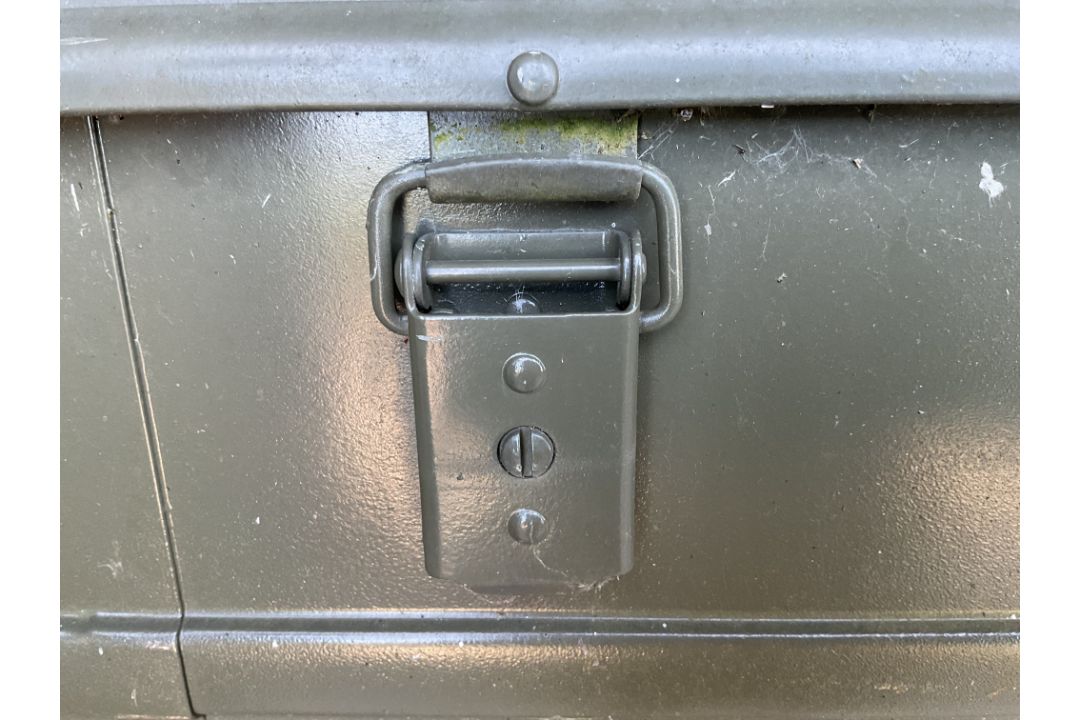 Aluminium Zarges Type Stacking Waterproof Transit Case lockable with handles, MoD - Image 4 of 7