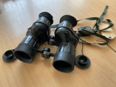 Falkland War Issue British Army Avimo L12A1 7x42 Self Focusing Binos, c/w Filters etc Date 1980