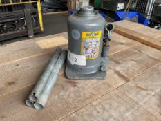 Unissued Weber 10T Hydraulic Jack with Handles, from MOD