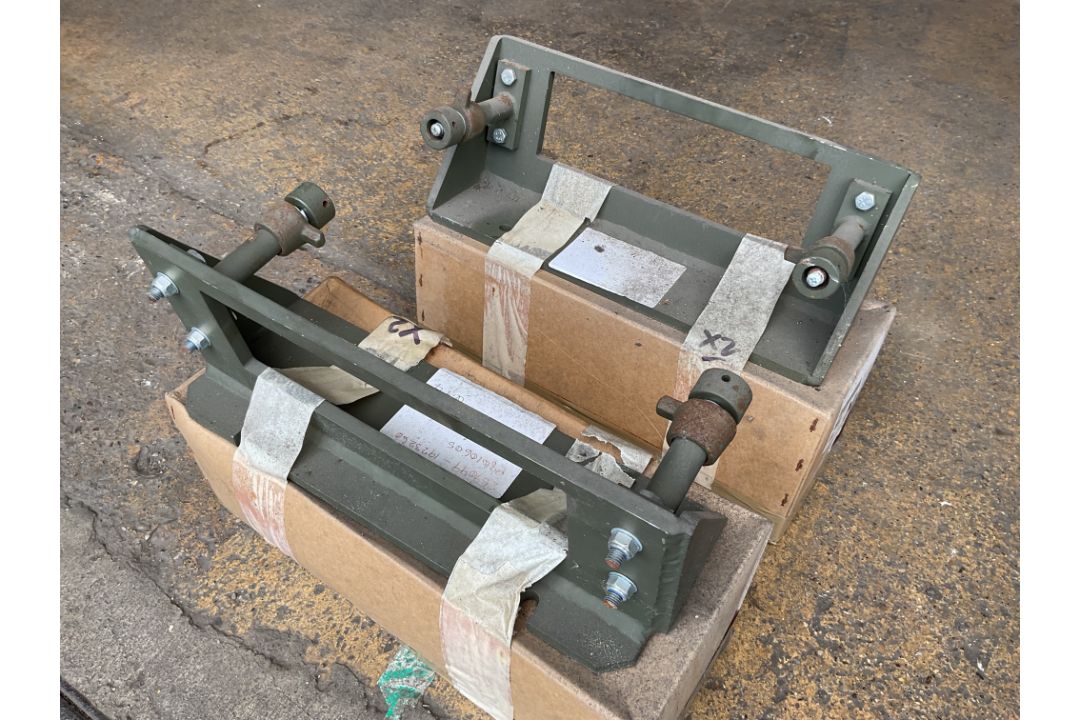4x New Unissued FV Periscope Bracket Assemblies, from MOD - Image 2 of 3