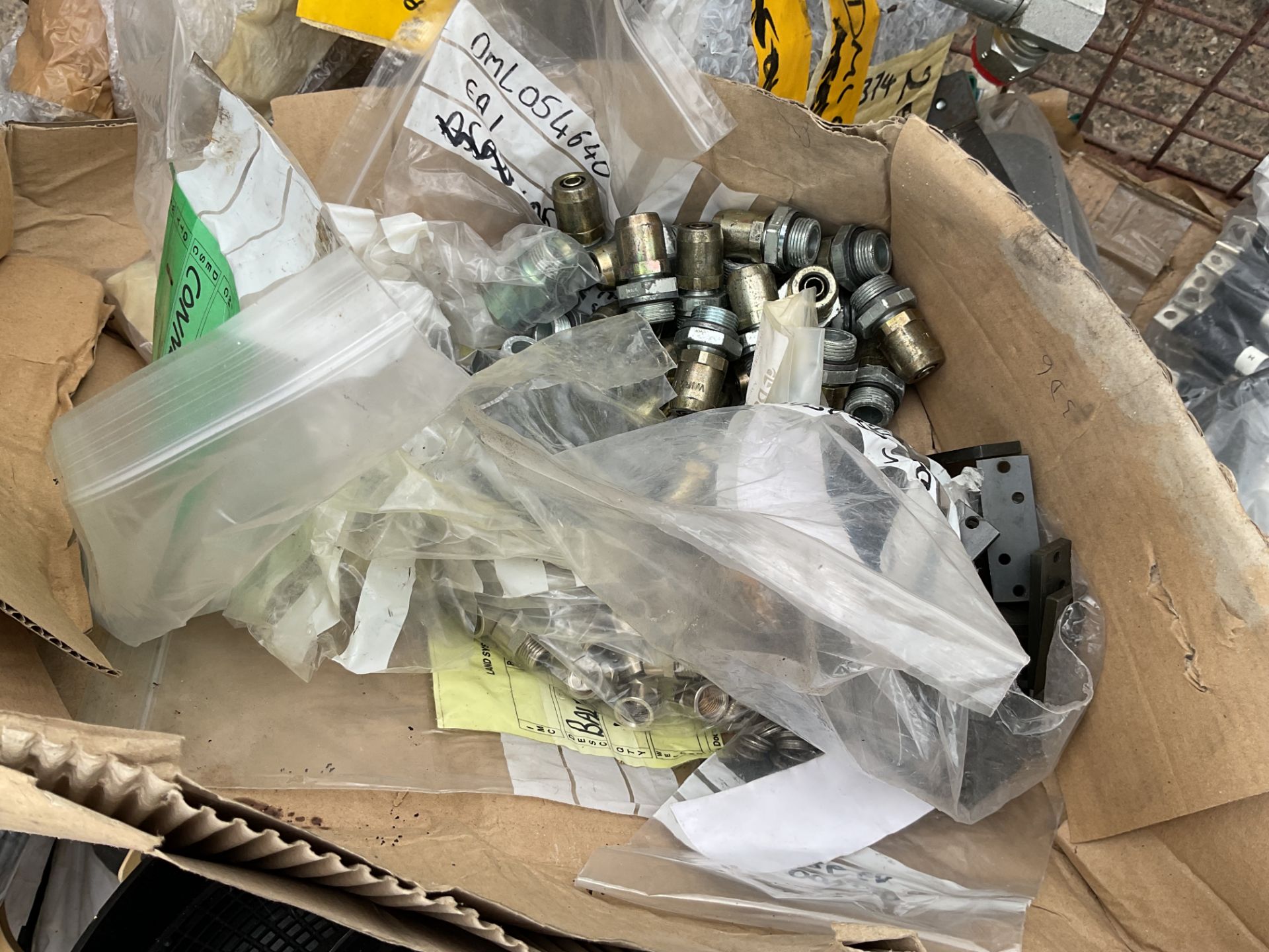 1x Stillage of Unissued Vehicle Spares inc Fittings, Hydraulic Pipes, Wiring Loom etc - Image 2 of 4