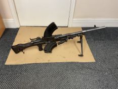 Very Rare 1943 Deactivated 303 Bren Gun MK1 c/w 2 spare mags, folding Bipod legs, Dial Sight etc