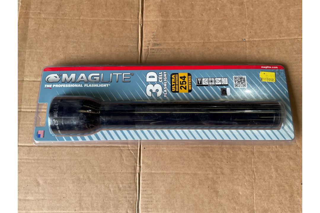 1x New Unissued Maglite, Model S3D016L, from MOD - Image 1 of 3