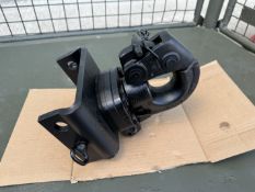 1 x Nato Land Rover Hitch c/w Detachable Face and Pin