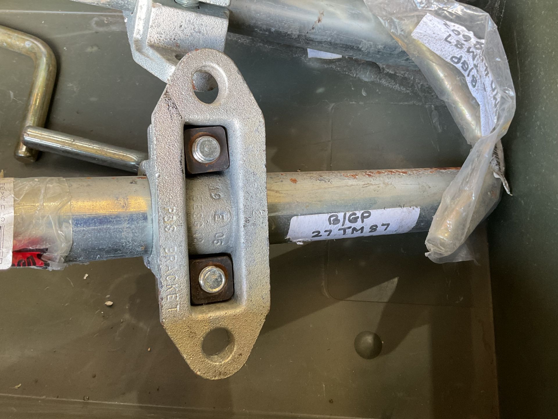 2x New Unissued Trailer Support Legs, from MOD - Image 2 of 5