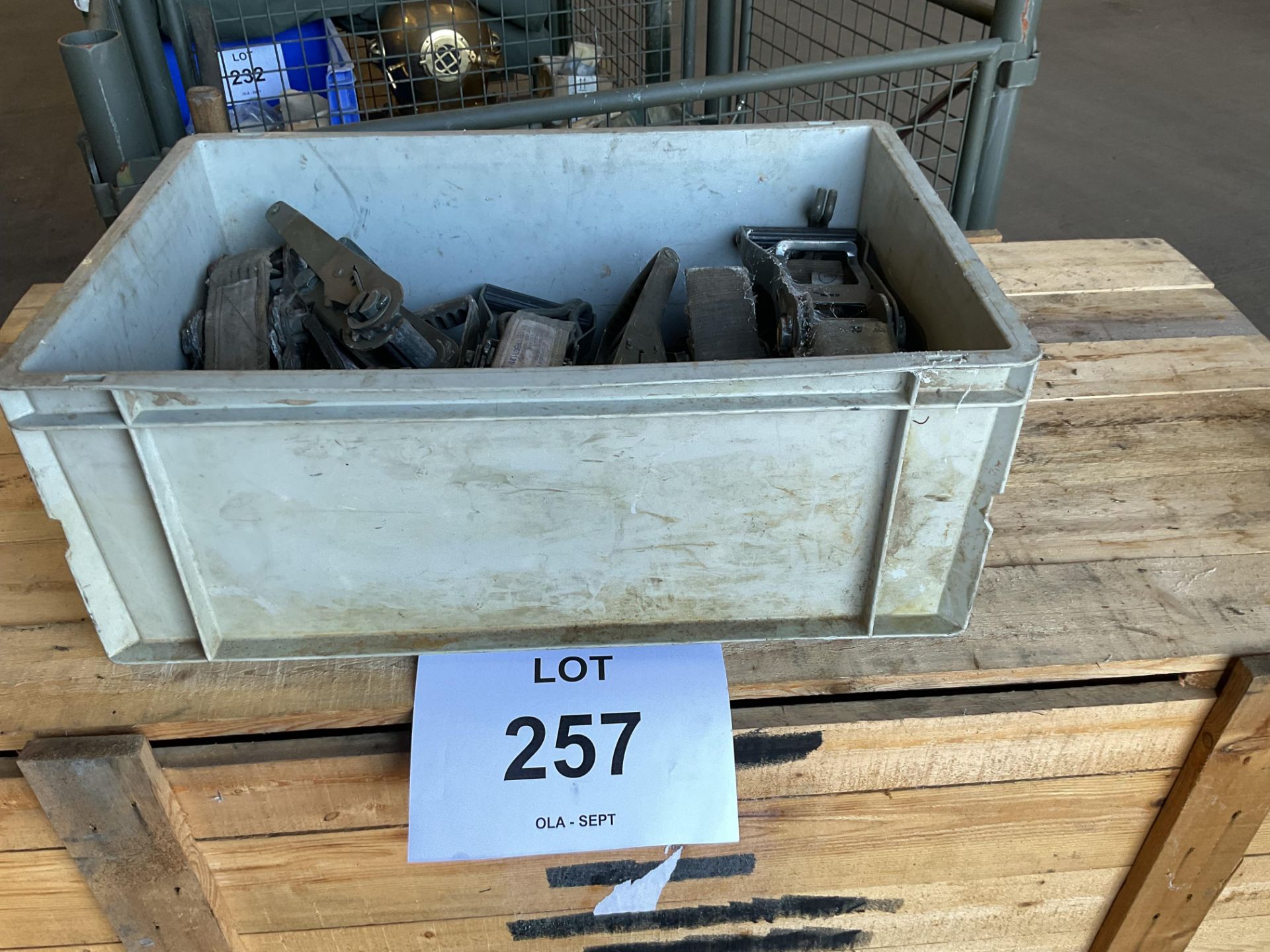12X LOAD RATCHETS FROM MOD. - Image 2 of 5