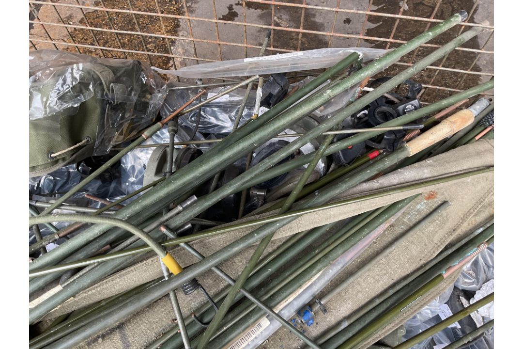 Stillage of Clansman Radio equipment inc antennas, rods etc. From MOD - Image 5 of 9